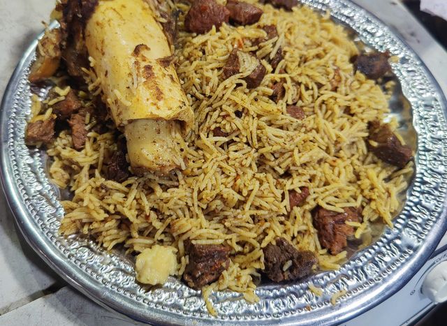 Dish at Pehlwan Bannu Beef Pulao & Chicken Biryani